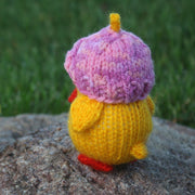 Toy knitting pattern for toys. Chick