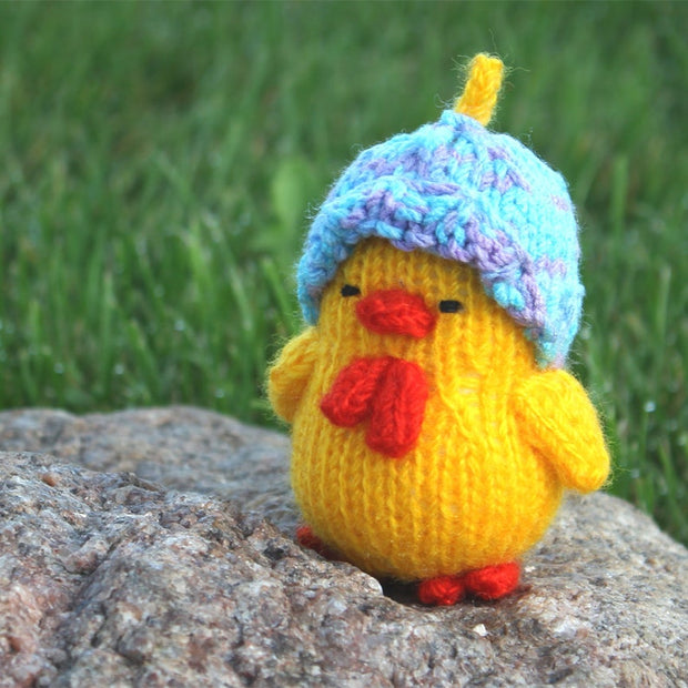 Toy knitting pattern for toys. Chick