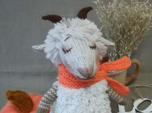 Toy Knitting Patterns -Knit goat