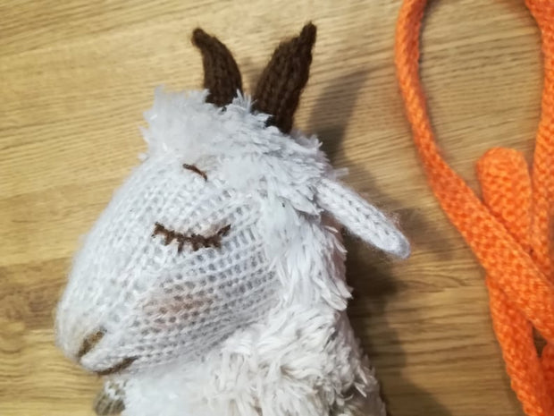 Toy Knitting Patterns -Knit goat