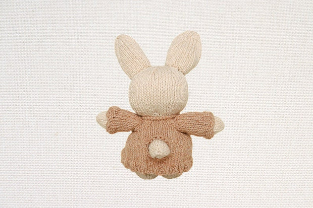 Walter the Rabbit PDF Knitting Pattern