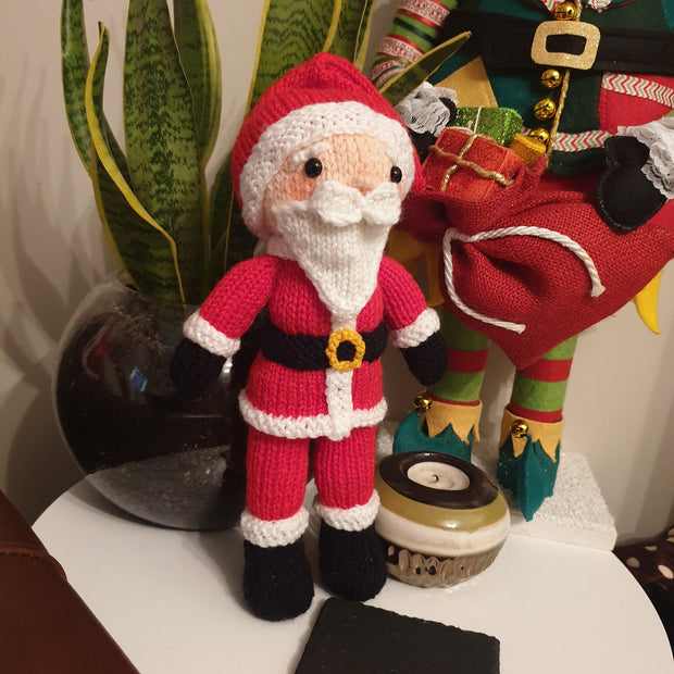 Santa Claus Knitting Pattern